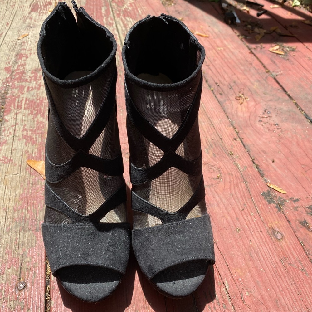 Open toed heeled booties